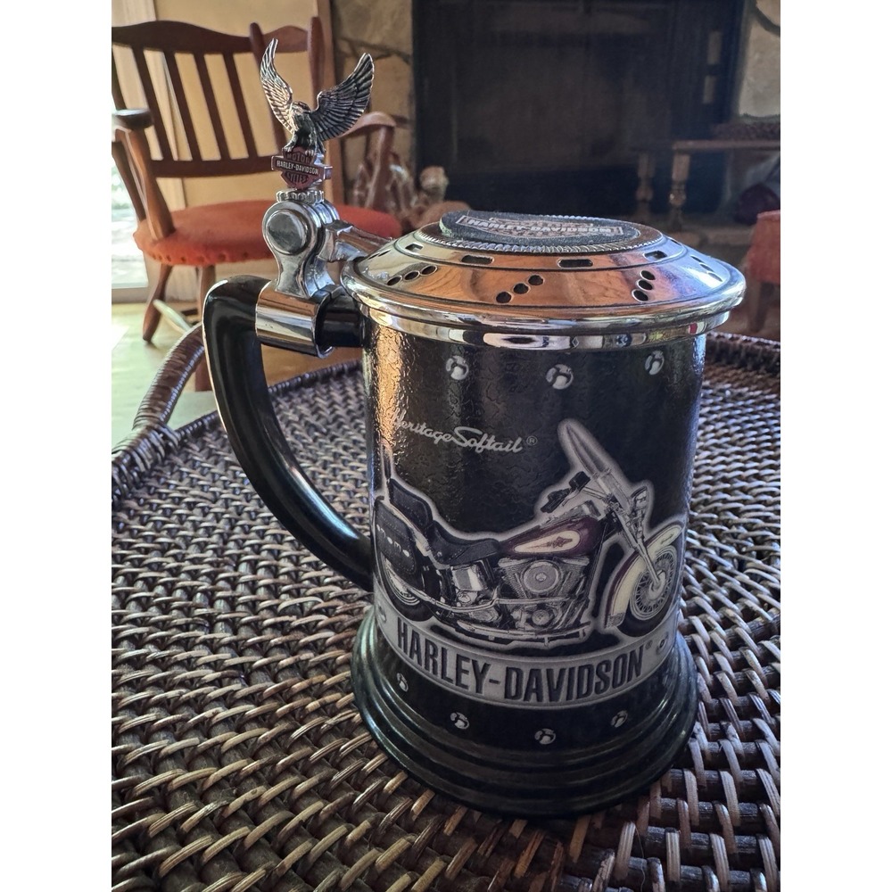 2000 Franklin Mint Harley Davidson Heritage Softail Classic Tankard Damaged